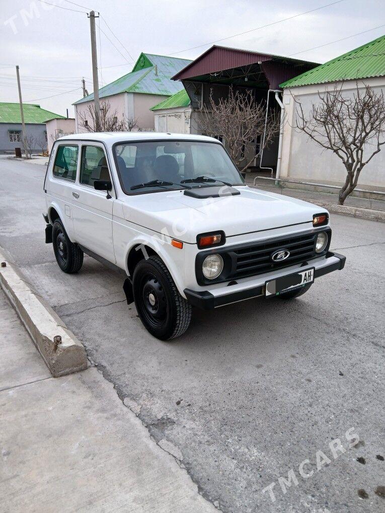 Lada Niva 2004 - 75 000 TMT - Büzmeýin - img 6