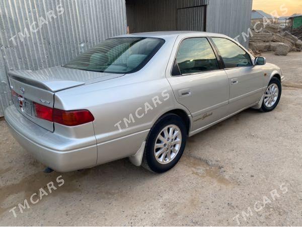 Toyota Camry 2001 - 130 000 TMT - Мары - img 2