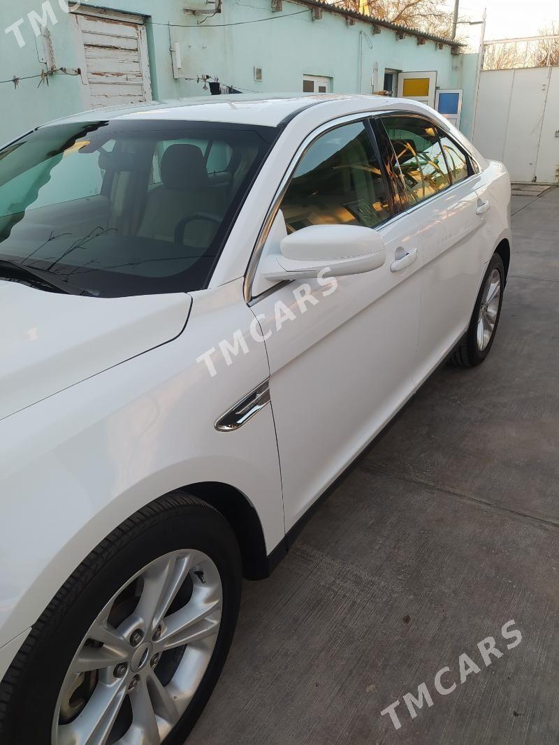 Ford Taurus 2015 - 210 000 TMT - Aşgabat - img 6