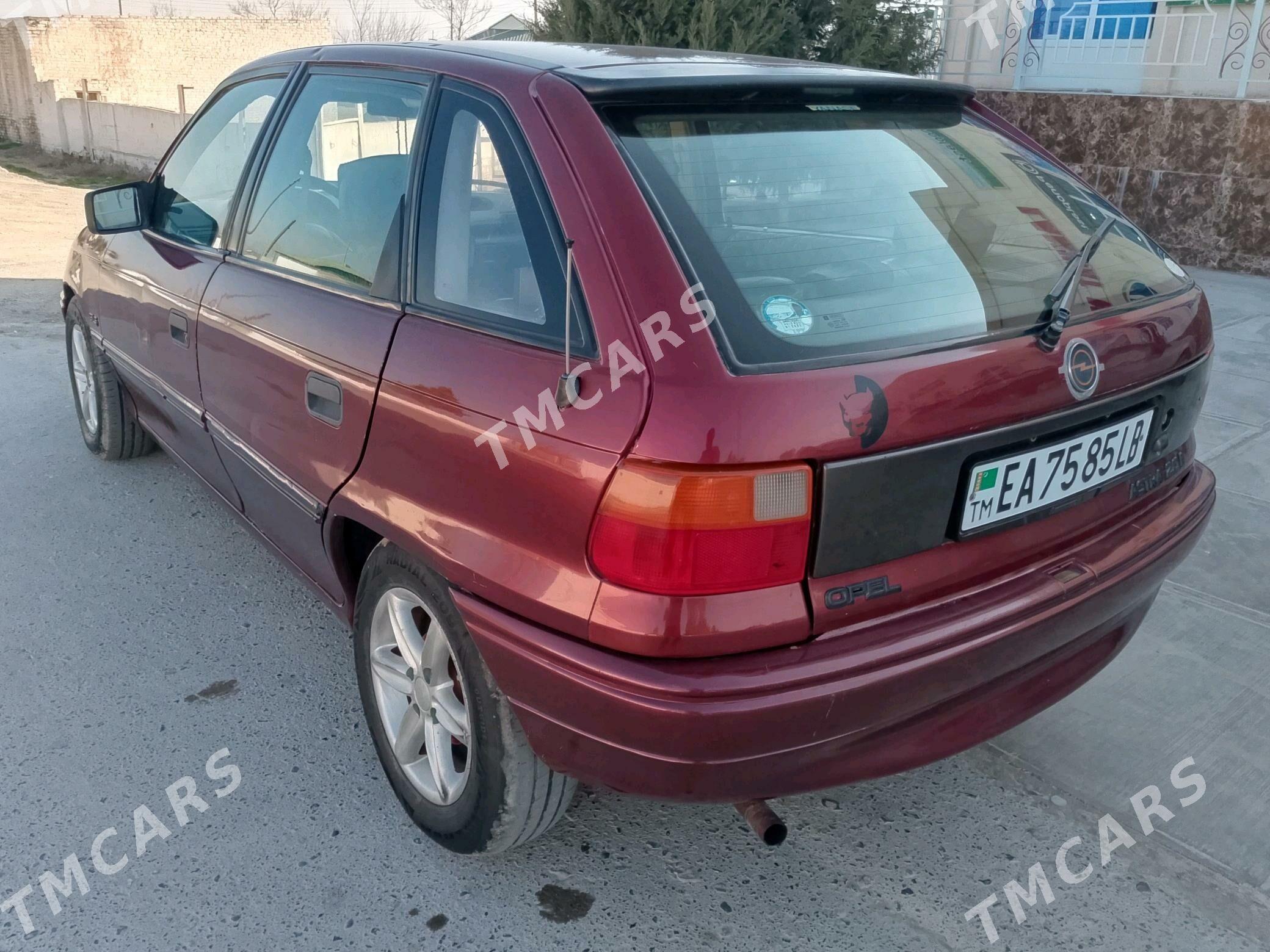 Opel Astra 1992 - 25 000 TMT - Kerki - img 7