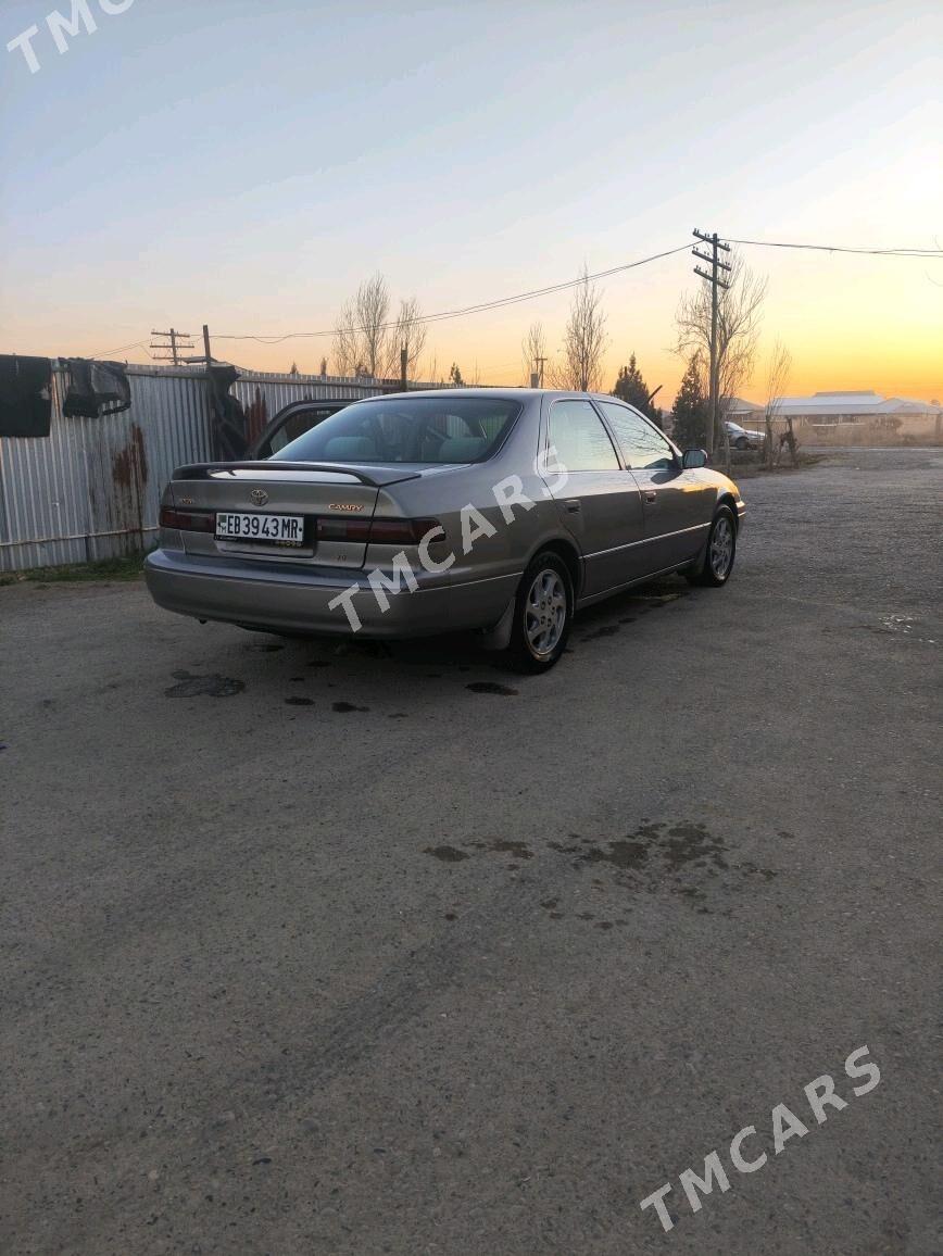 Toyota Camry 1999 - 130 000 TMT - Мары - img 2