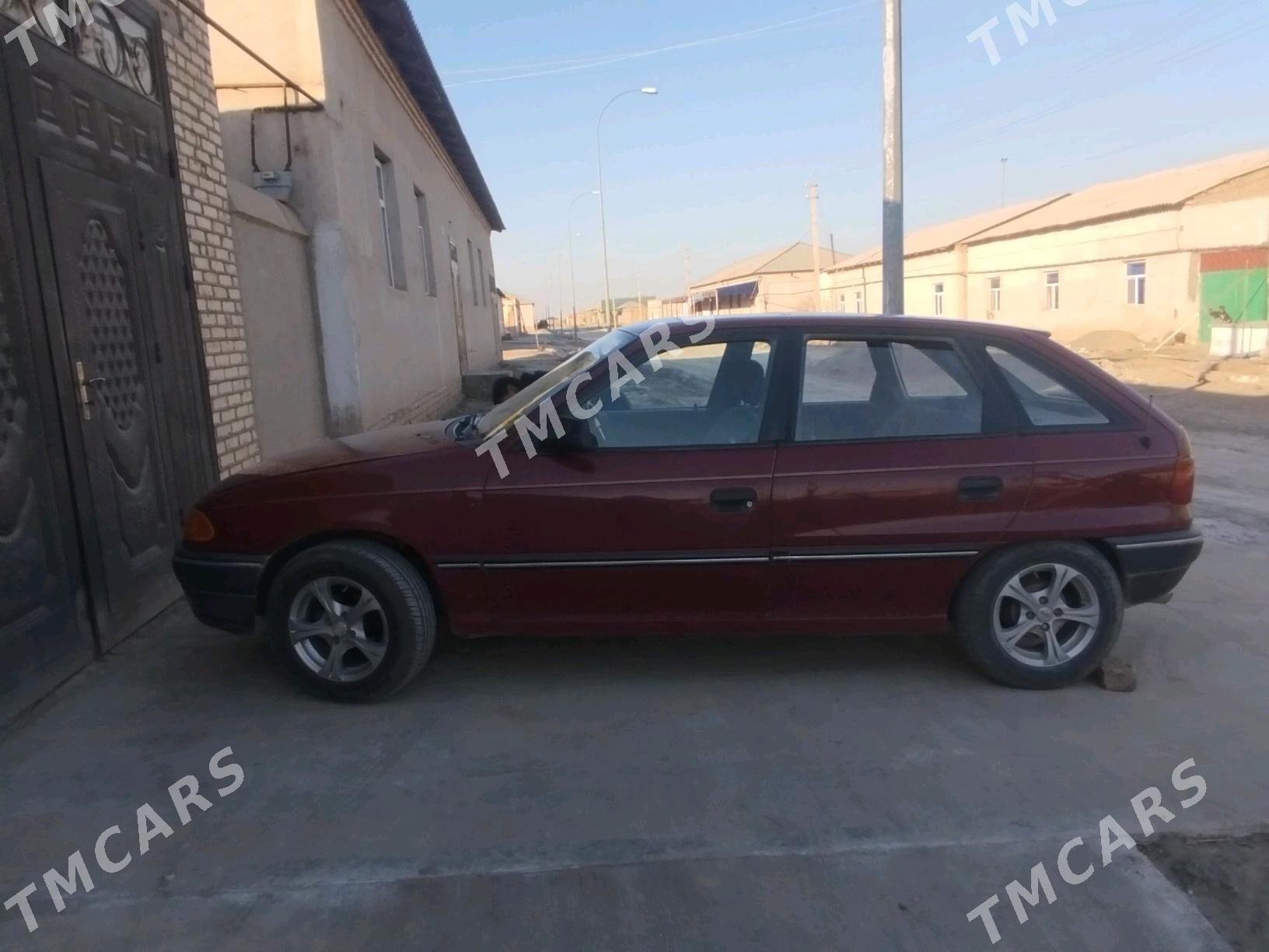 Opel Astra 1992 - 32 000 TMT - Шабатский этрап - img 2