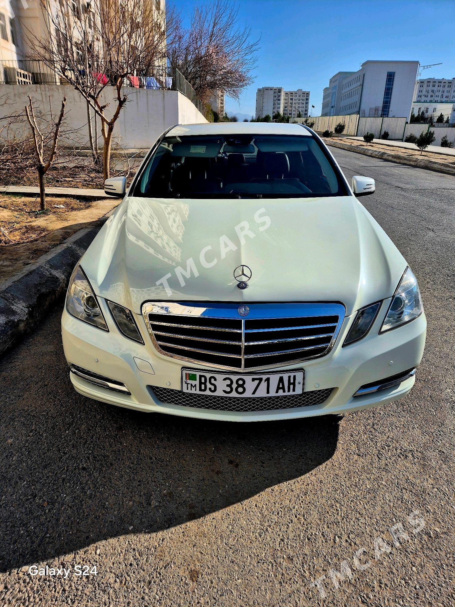 Mercedes-Benz E350 2009 - 240 000 TMT - Bäherden - img 1