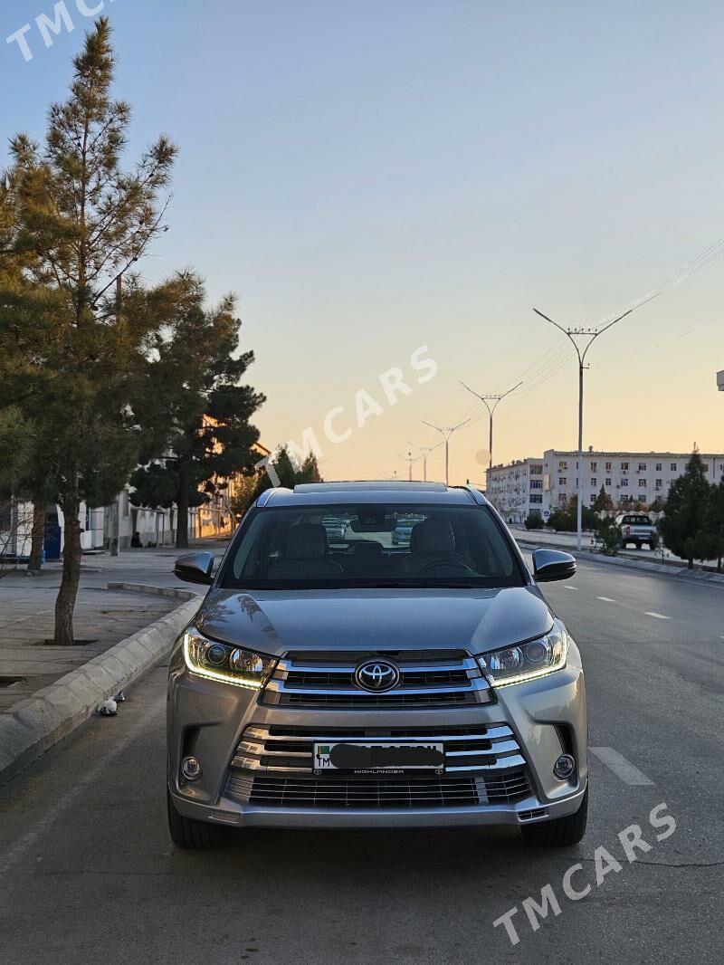 Toyota Highlander 2019 - 465 000 TMT - Balkanabat - img 4