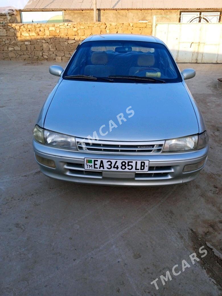 Toyota Carina 1993 - 45 000 TMT - Магданлы - img 7