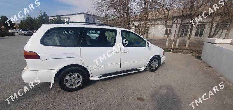 Toyota Sienna 2000 - 135 000 TMT - Койтендаг - img 3