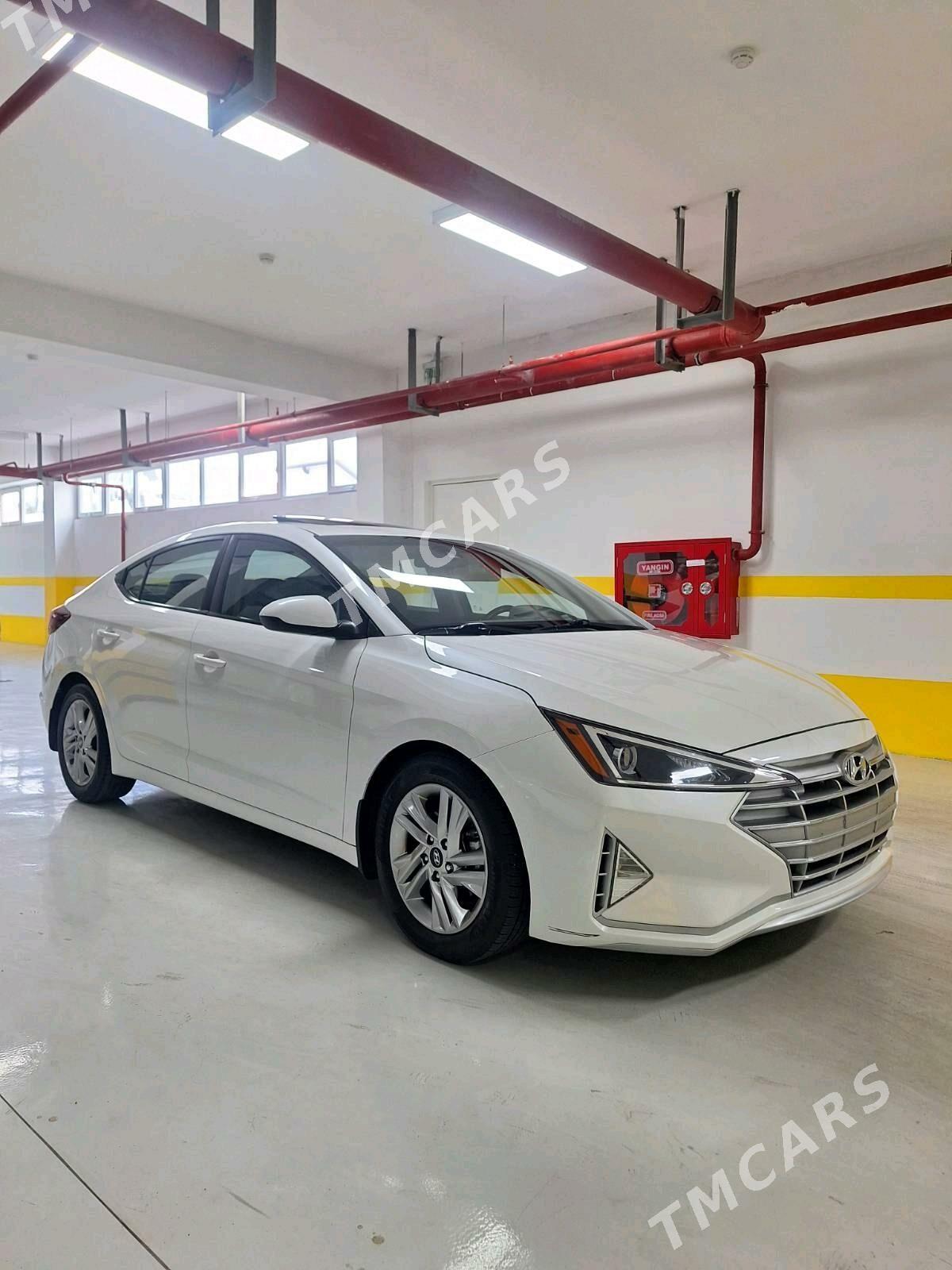 Hyundai Elantra 2019 - 190 000 TMT - Мир 2 - img 3