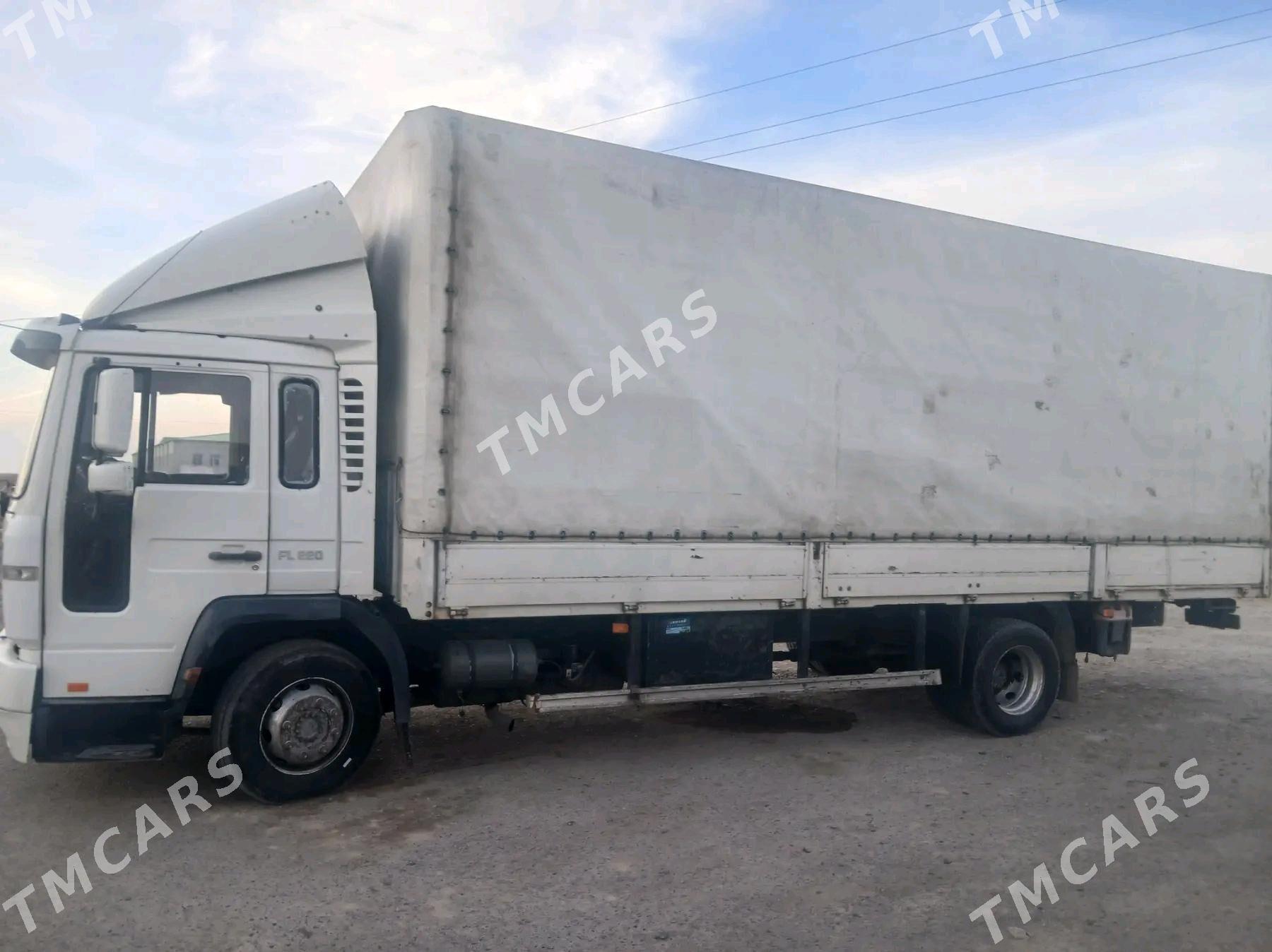 Volvo EURO 4 2003 - 350 000 TMT - Baýramaly - img 2