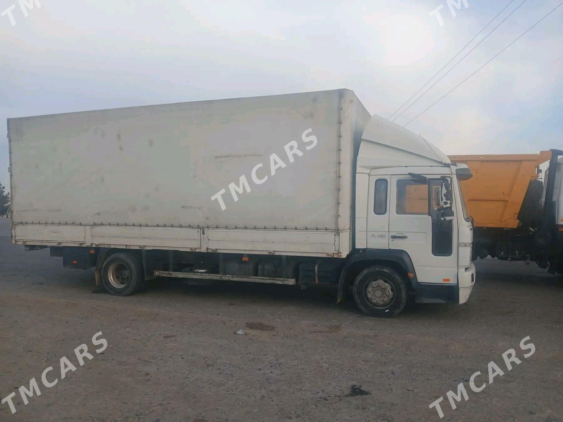 Volvo EURO 4 2003 - 350 000 TMT - Baýramaly - img 3