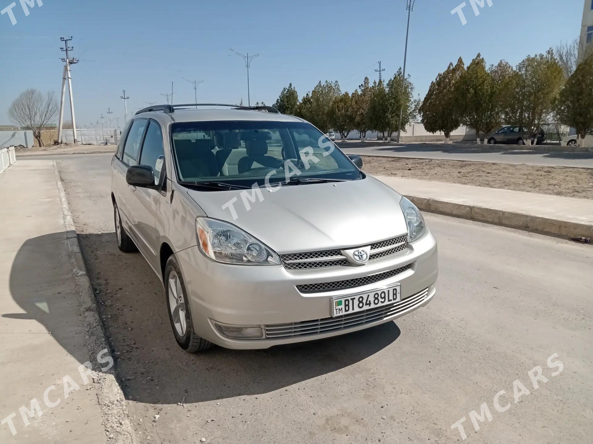 Toyota Sienna 2005 - 210 000 TMT - Türkmenabat - img 3