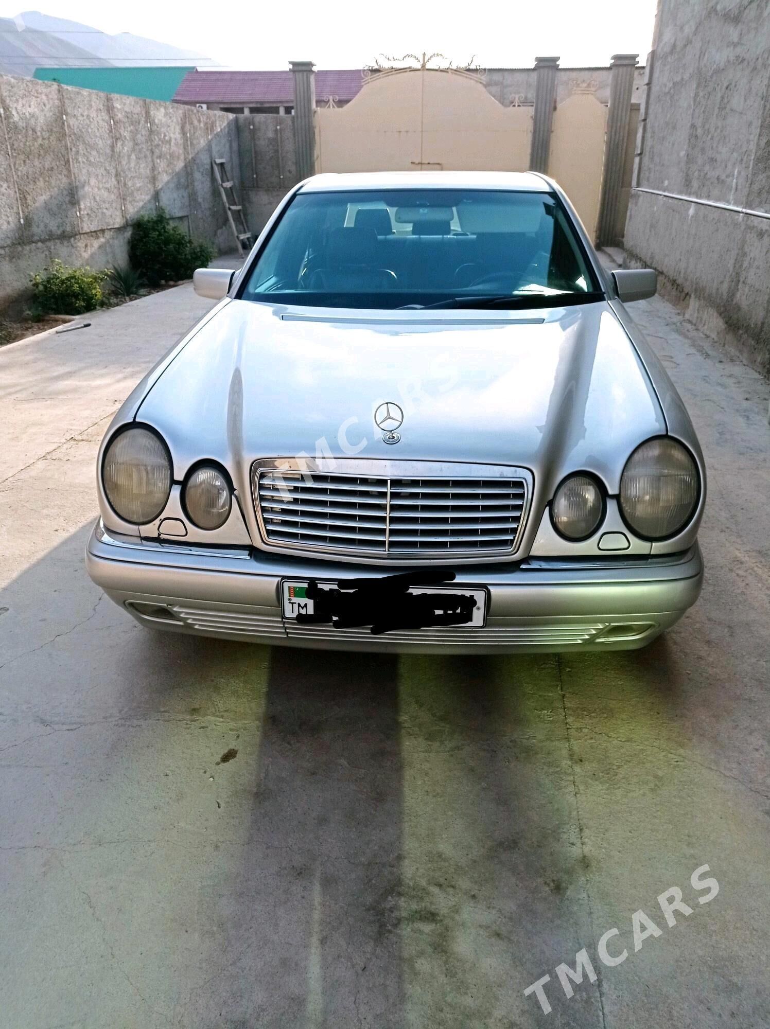 Mercedes-Benz E430 1999 - 80 000 TMT - Гумдаг - img 3