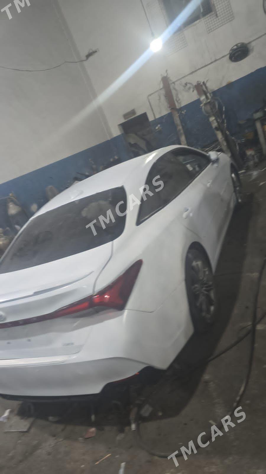 Toyota Avalon 2021 - 315 000 TMT - Aşgabat - img 3