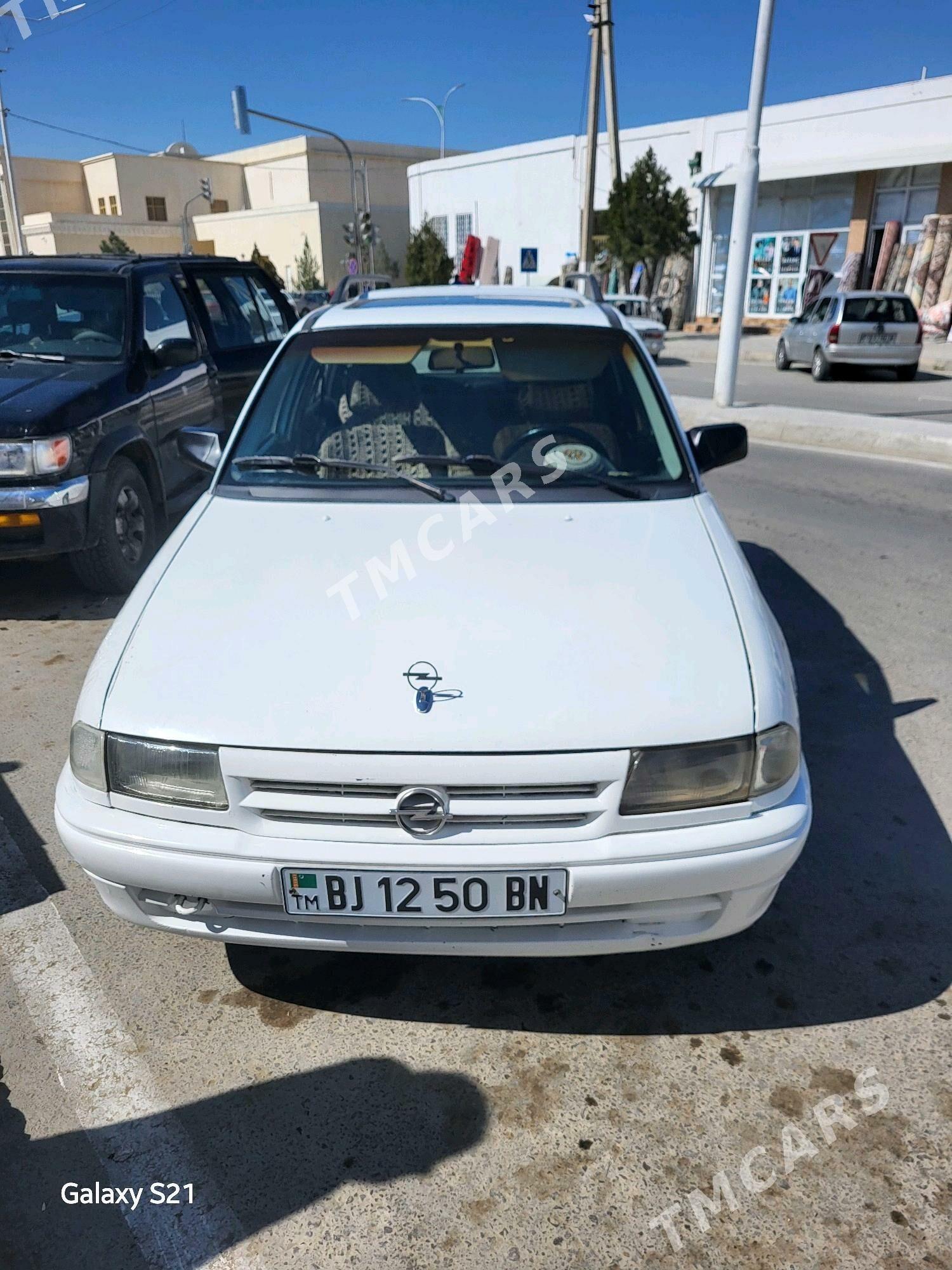 Opel Astra 1994 - 30 000 TMT - Gyzylarbat - img 2