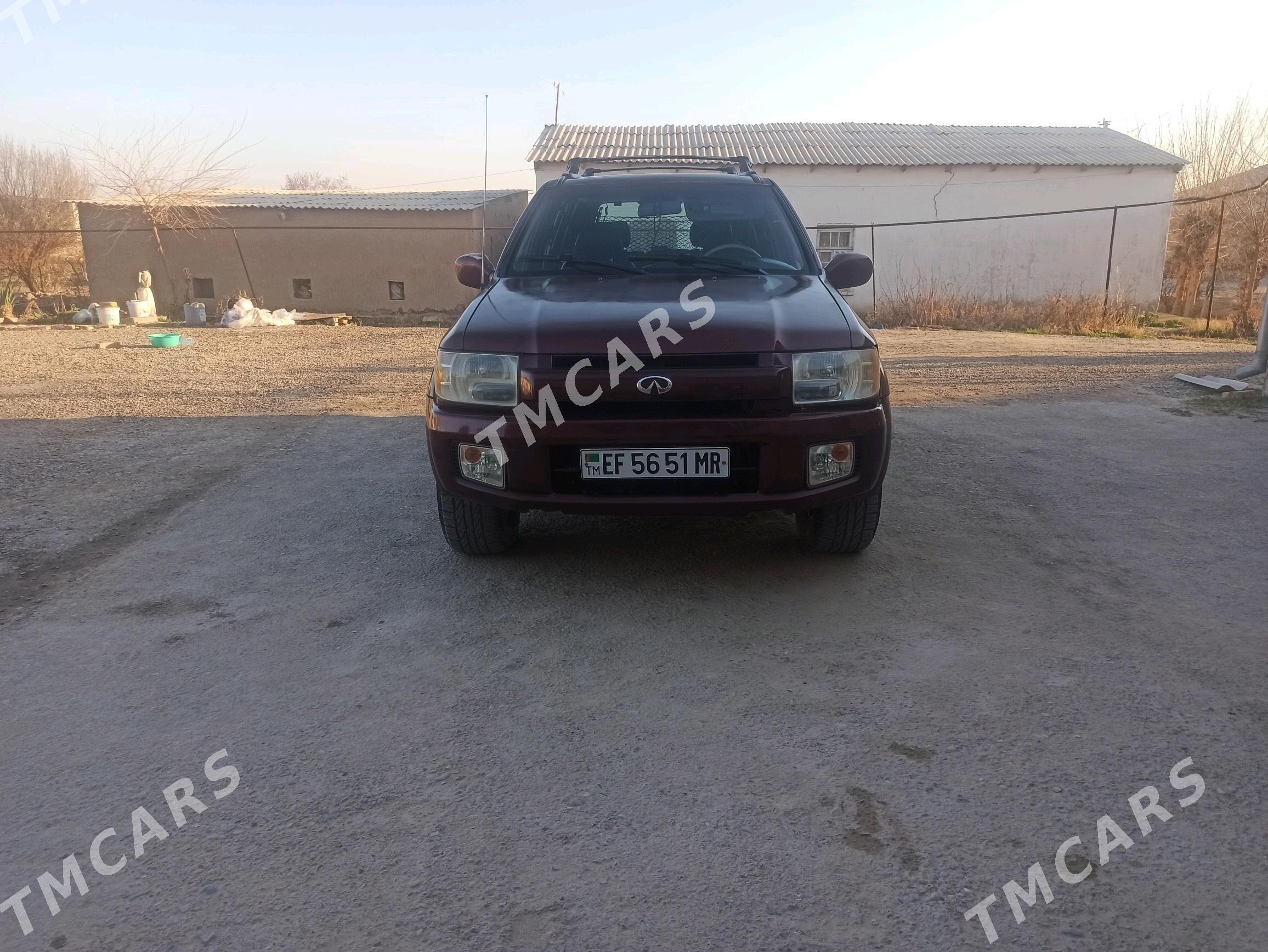 Infiniti QX4 2002 - 90 000 TMT - Мары - img 4