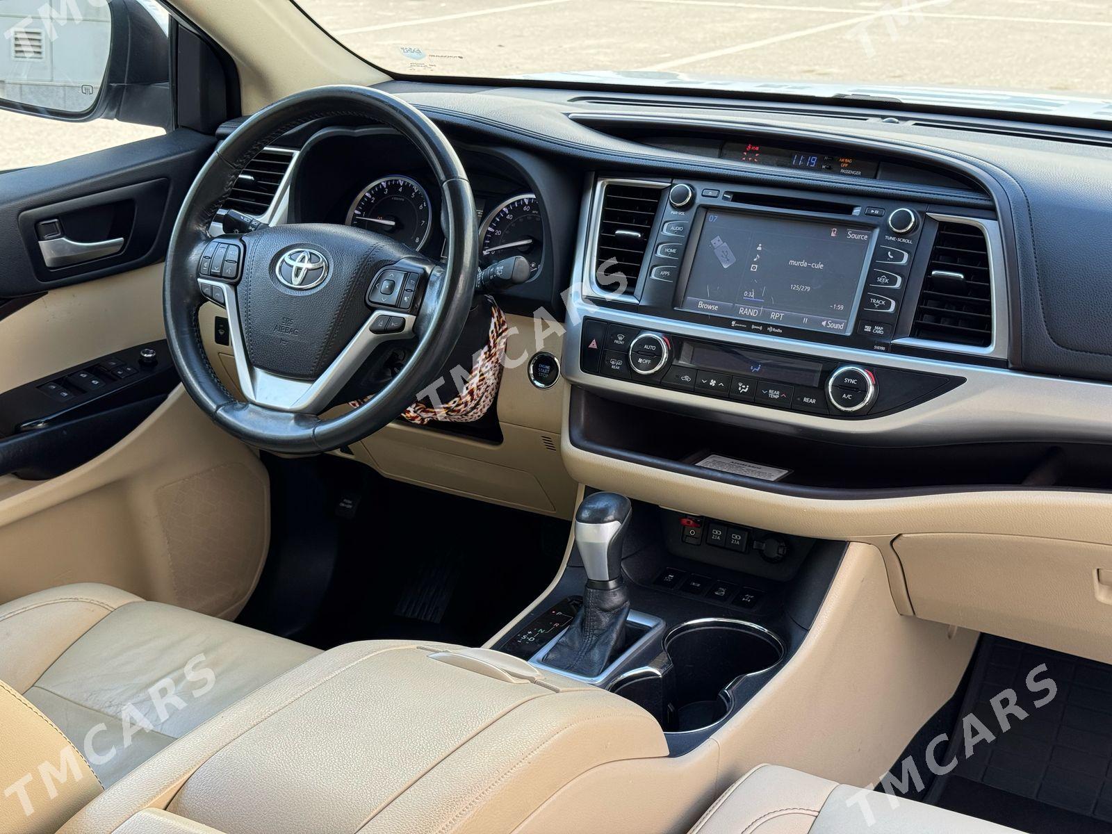 Toyota Highlander 2019 - 440 000 TMT - Мары - img 7