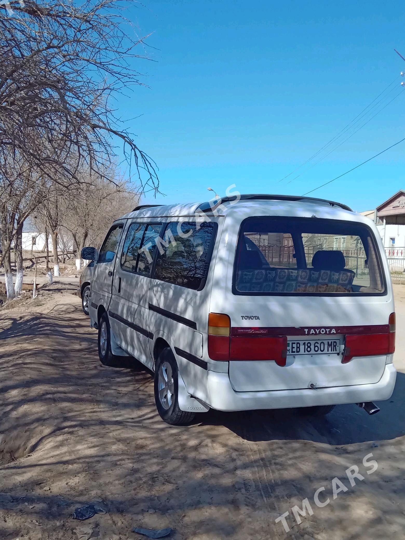 Toyota Hiace 1992 - 56 000 TMT - Murgap - img 3