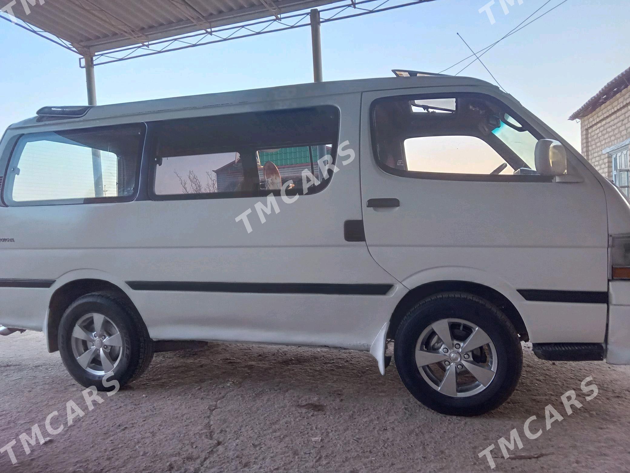 Toyota Hiace 1992 - 56 000 TMT - Мургап - img 7