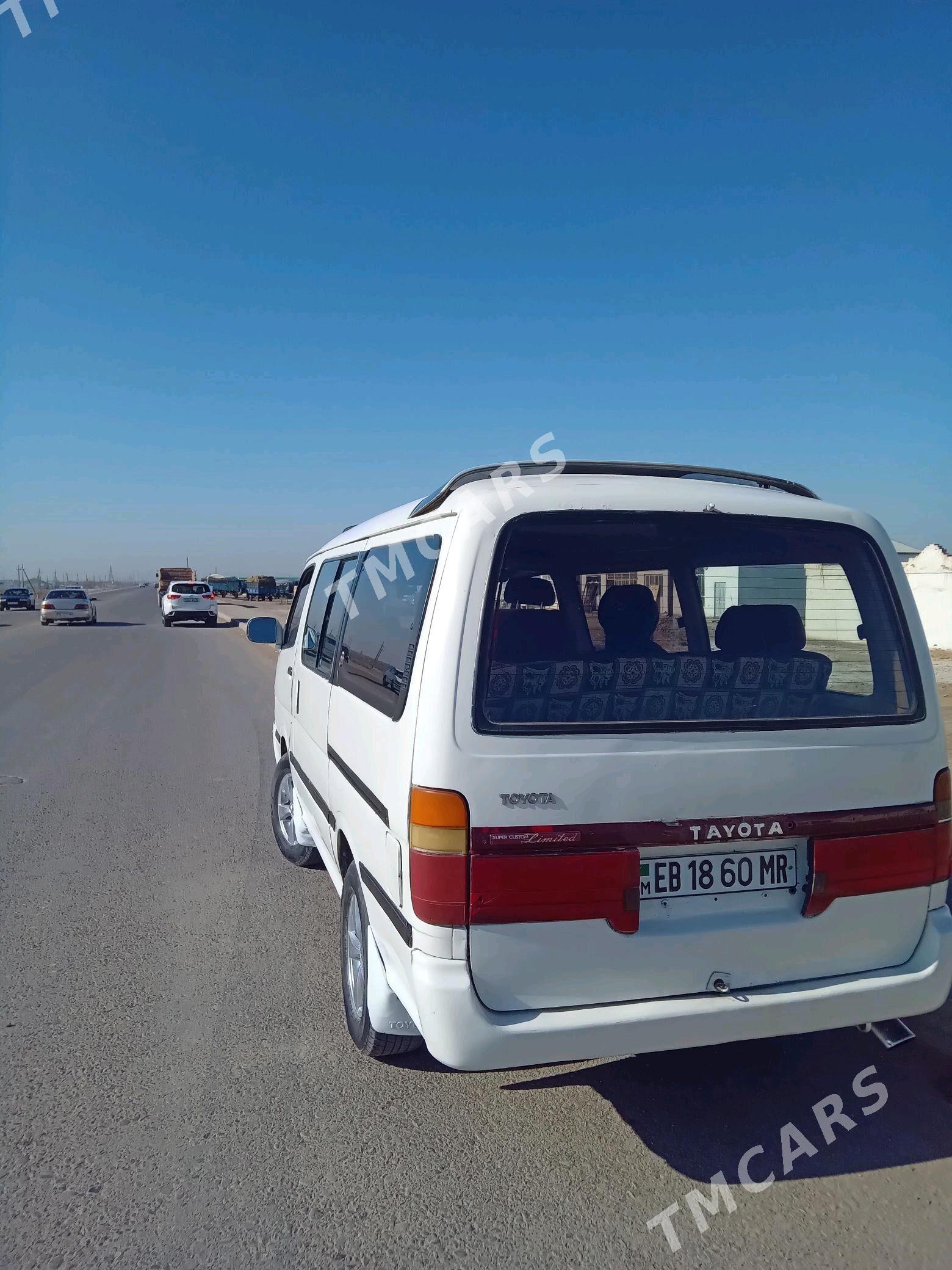 Toyota Hiace 1992 - 56 000 TMT - Мургап - img 6