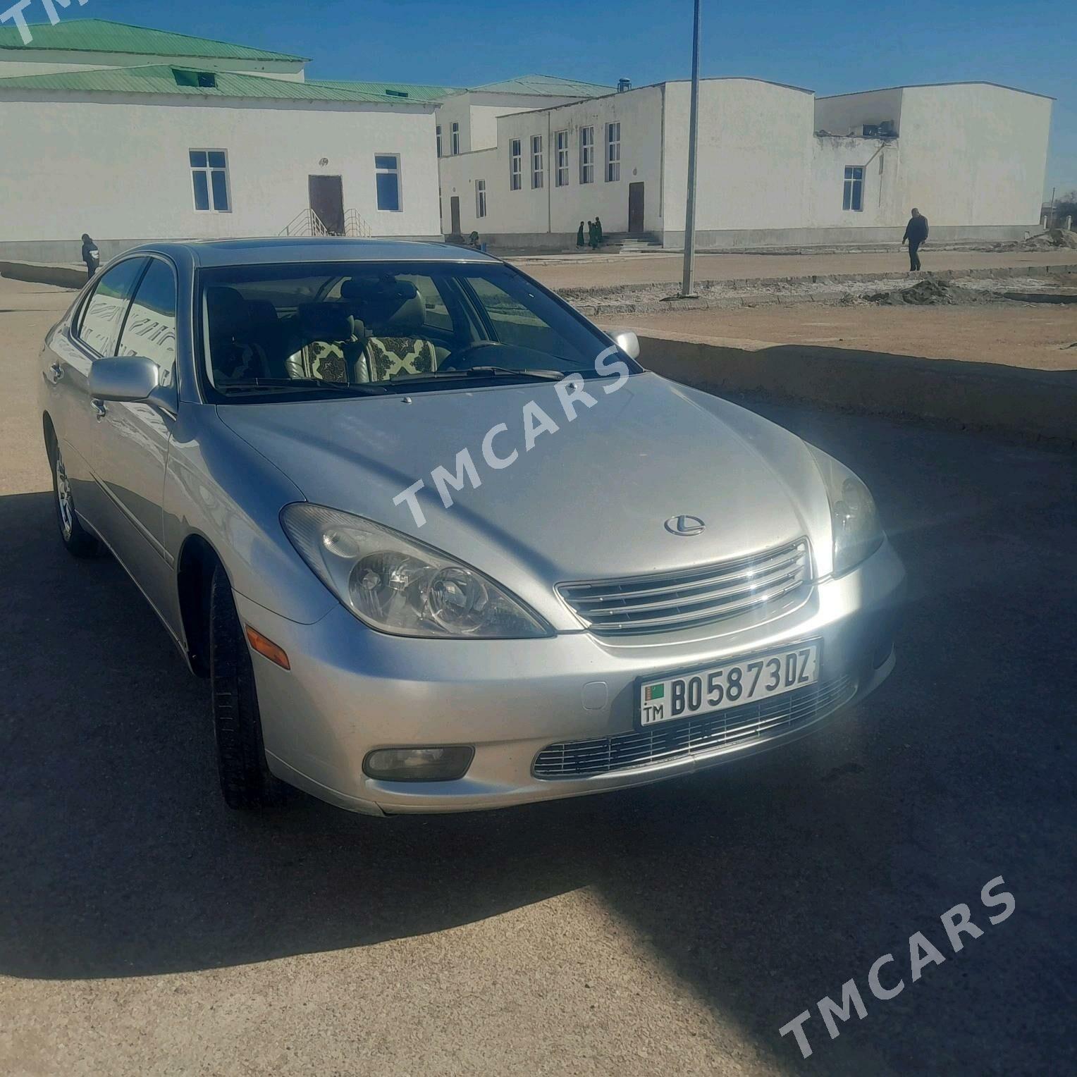 Lexus ES 300 2002 - 180 000 TMT - Гурбансолтан Едже - img 6