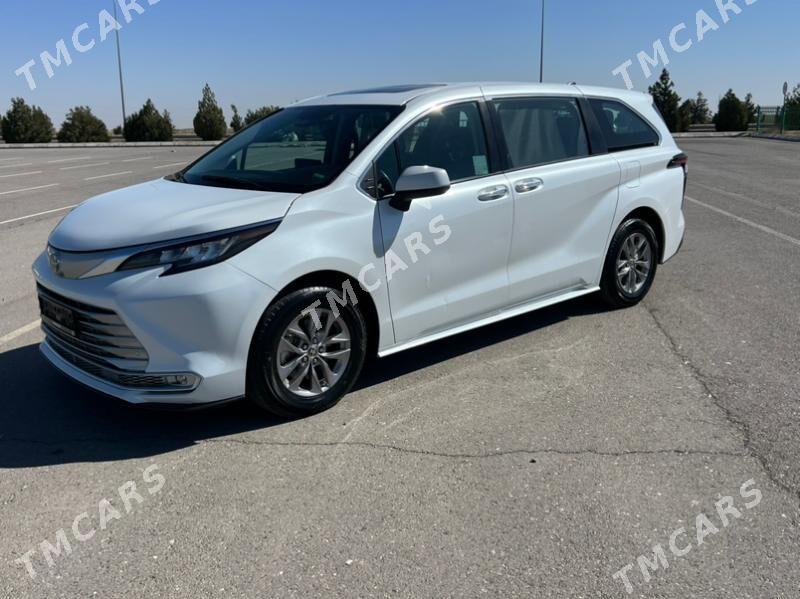 Toyota Sienna 2022 - 670 000 TMT - Ашхабад - img 2