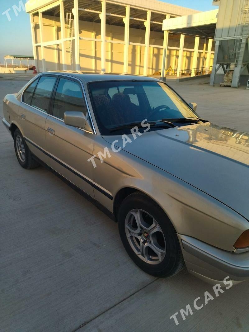 BMW 520 1989 - 50 000 TMT - Türkmenabat - img 3