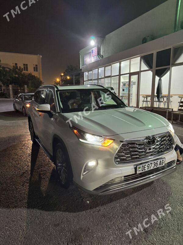 Toyota Highlander 2021 - 625 000 TMT - Aşgabat - img 2