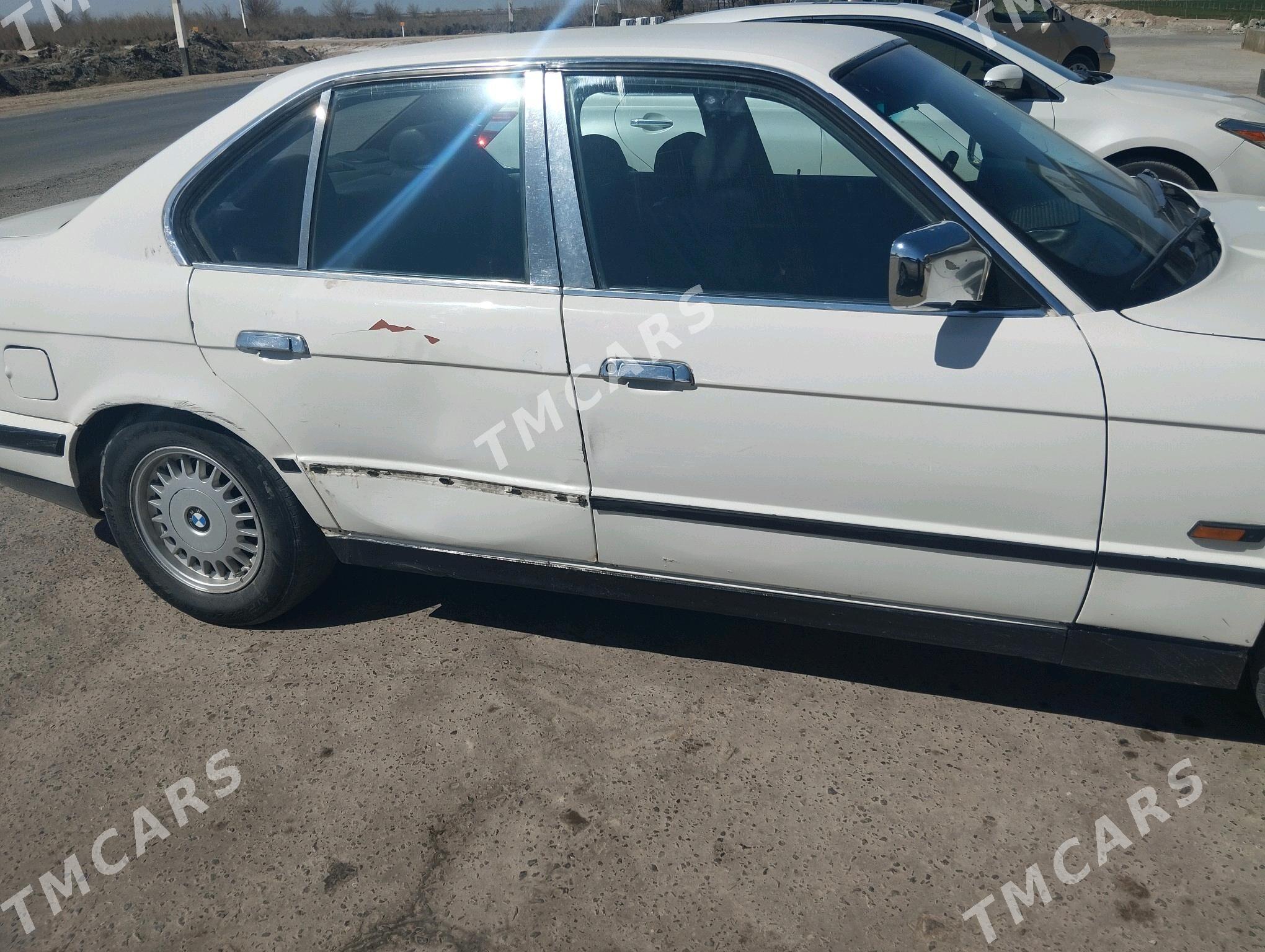 BMW 525 1990 - 35 000 TMT - Дянев - img 4