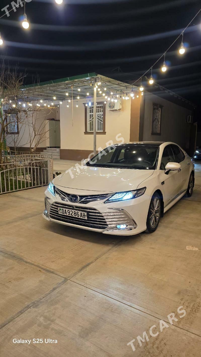 Toyota Camry 2019 - 470 000 TMT - Кëши - img 3