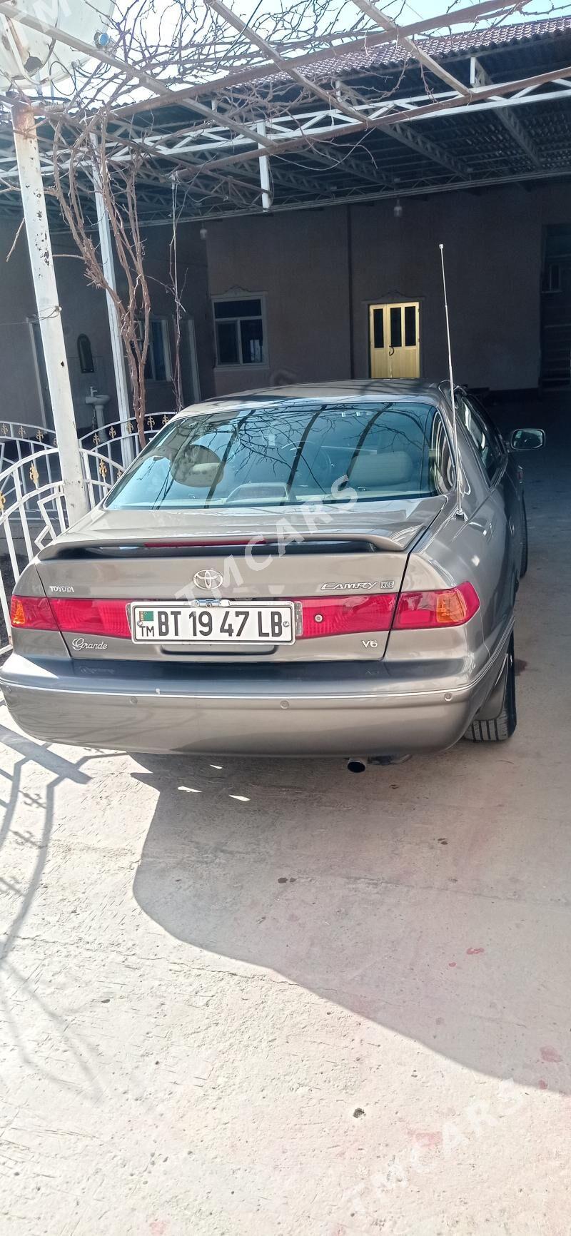 Toyota Camry 2001 - 140 000 TMT - Türkmenabat - img 2