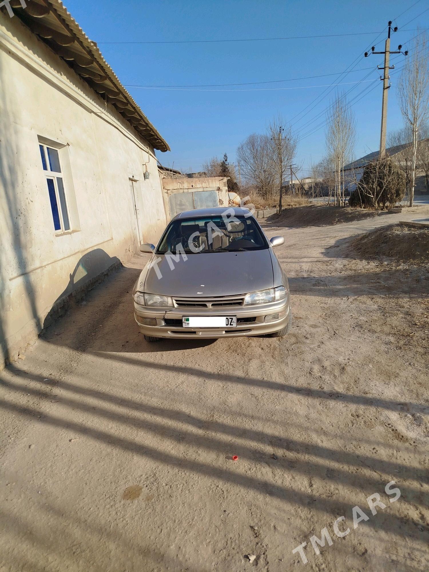 Toyota Carina 1992 - 52 000 TMT - Кёнеургенч - img 4