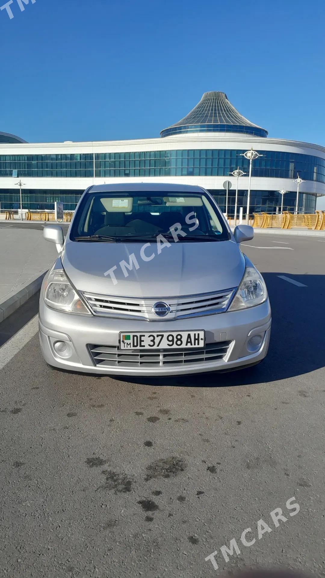 Nissan Versa 2010 - 115 000 TMT - Анев - img 5