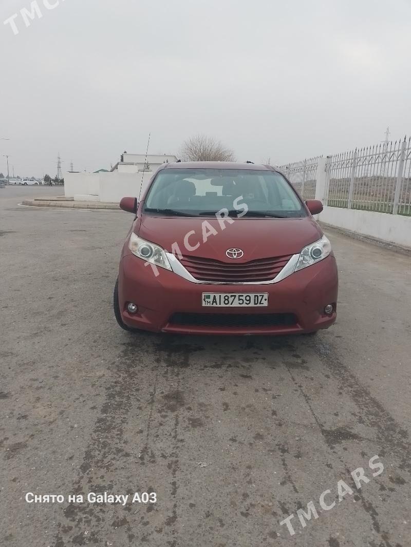 Toyota Sienna 2010 - 290 000 TMT - Görogly (Tagta) - img 2