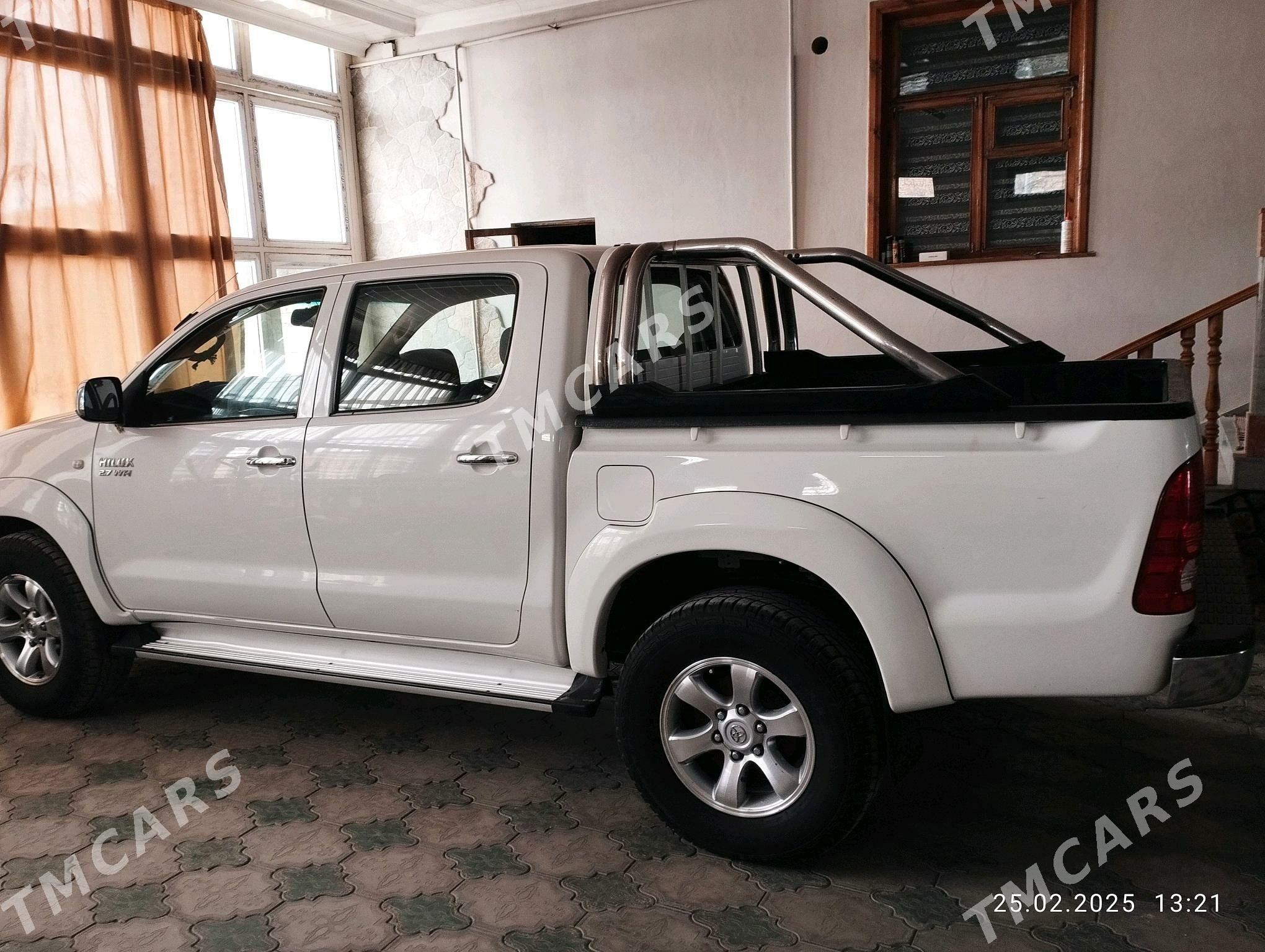 Toyota Hilux 2010 - 280 000 TMT - Туркменабат - img 5