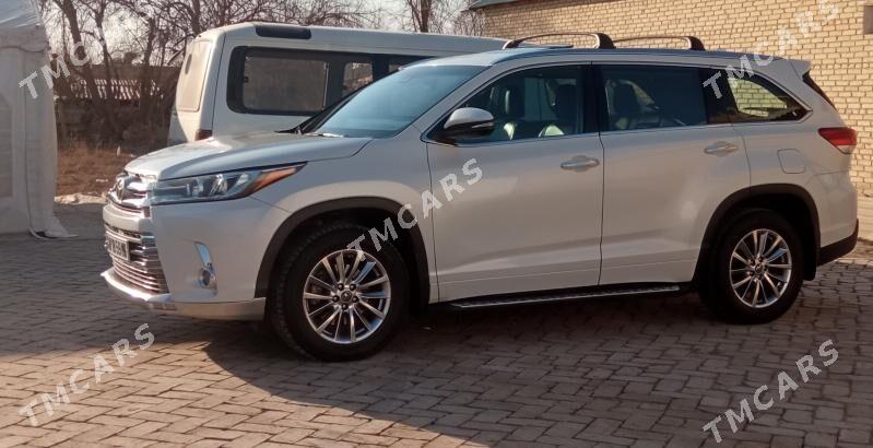 Toyota Highlander 2019 - 530 000 TMT - Мары - img 4