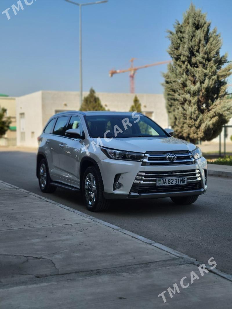 Toyota Highlander 2018 - 535 000 TMT - Мары - img 3