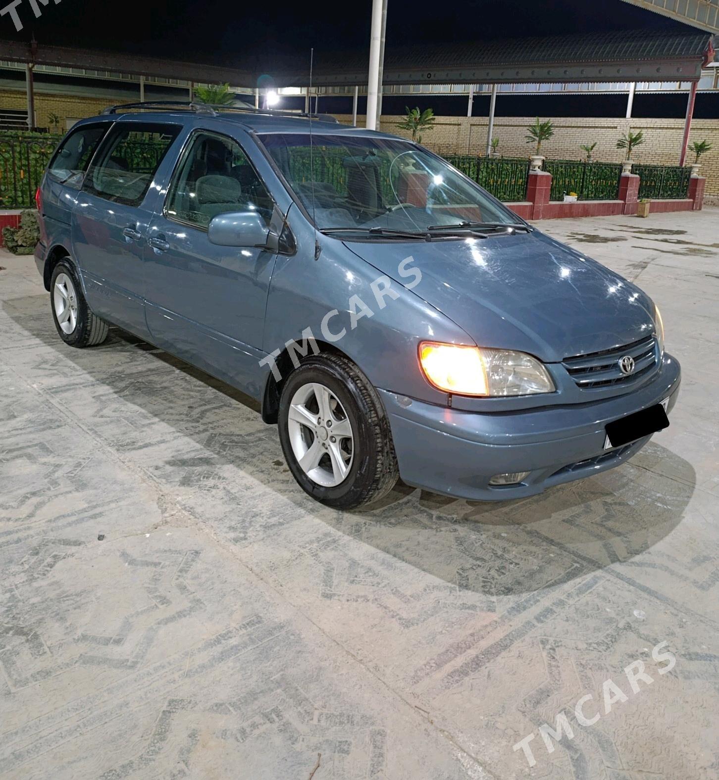 Toyota Sienna 2001 - 130 000 TMT - Мары - img 2