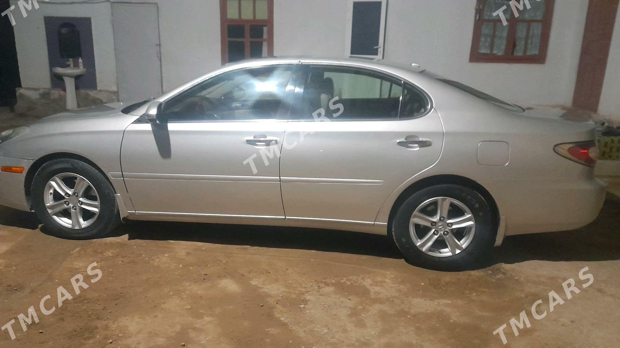 Lexus ES 300 2002 - 160 000 TMT - Чарджоу - img 6