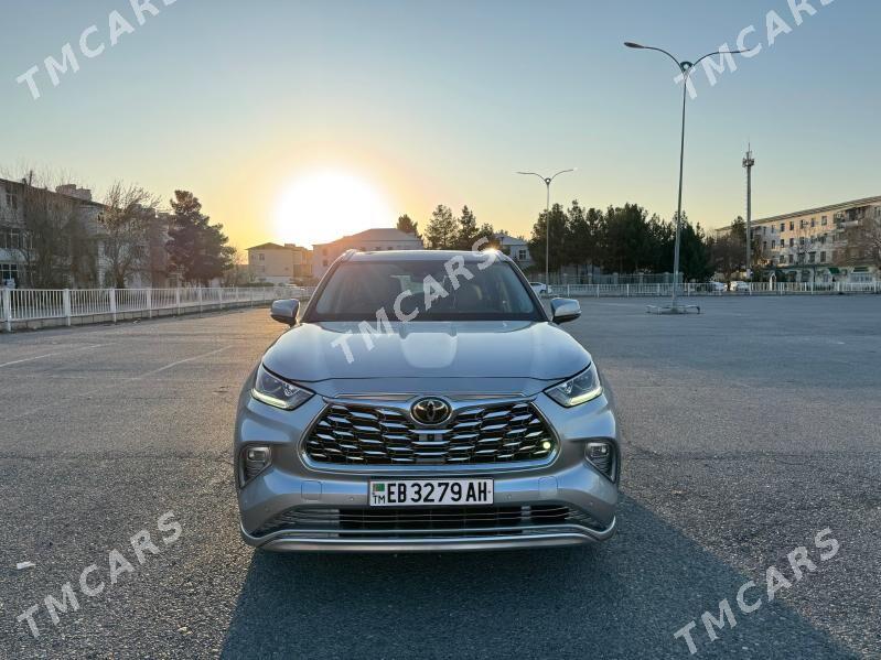 Toyota Highlander 2021 - 600 000 TMT - Aşgabat - img 3