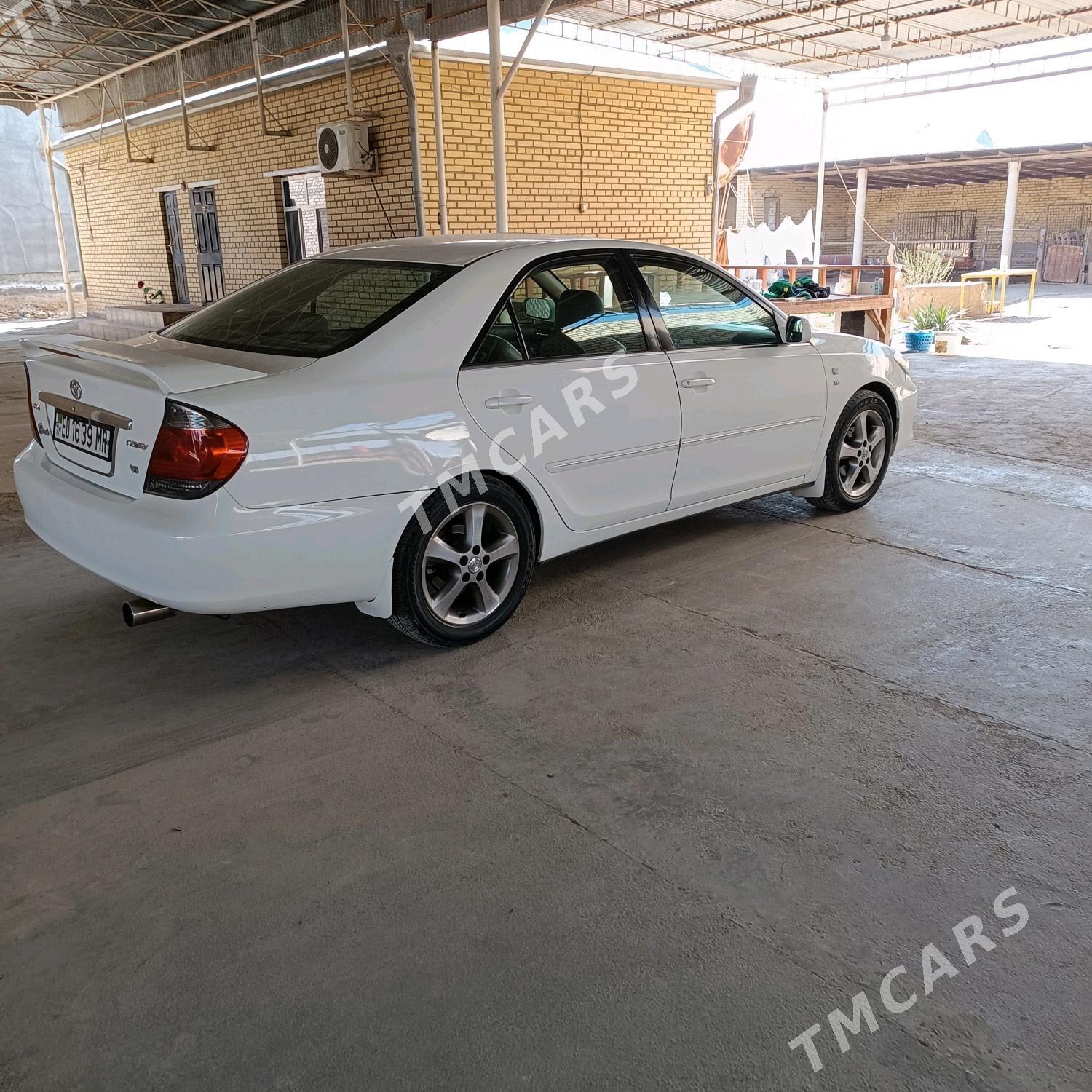 Toyota Camry 2003 - 165 000 TMT - Мары - img 2