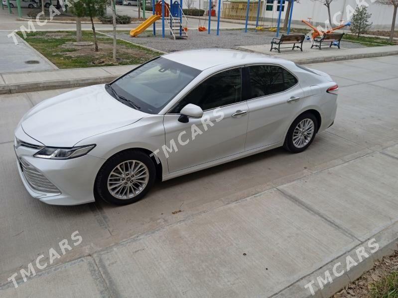 Toyota Camry 2019 - 240 000 TMT - Kim raýon - img 2