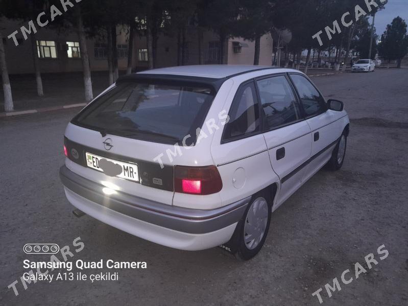 Opel Astra 1992 - 37 000 TMT - Мары - img 2