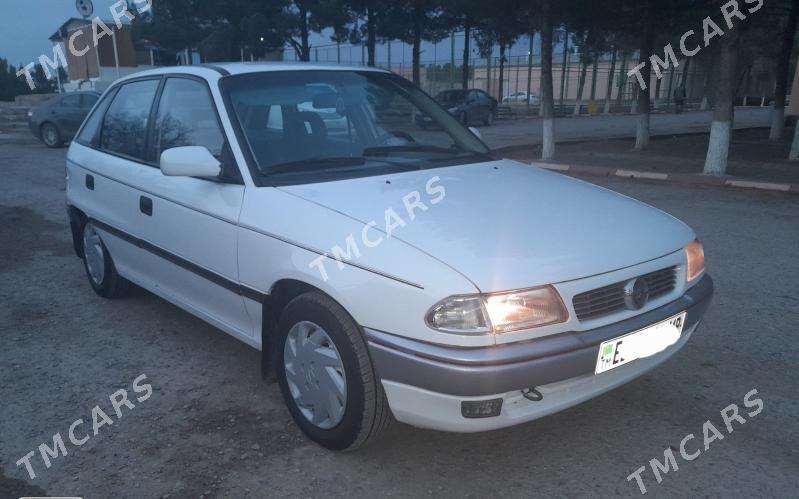 Opel Astra 1992 - 37 000 TMT - Мары - img 3