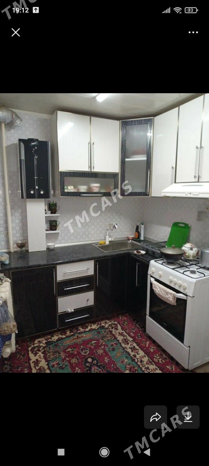 Срочно продается 4 -х квартира - Türkmenabat - img 6