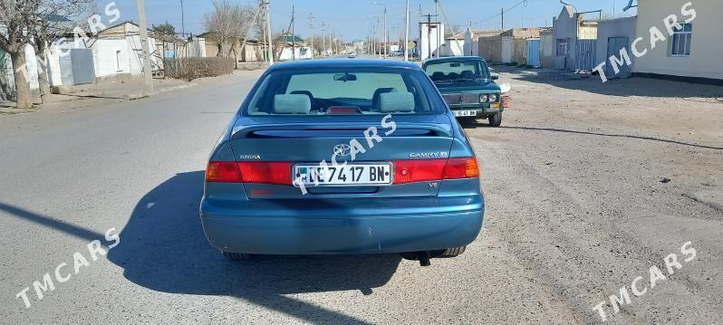 Toyota Camry 2001 - 132 000 TMT - Гызыларбат - img 2