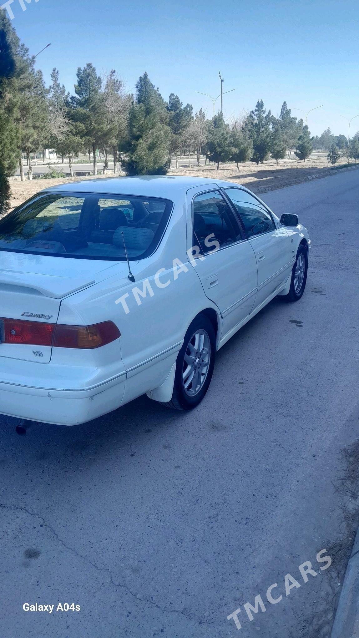 Toyota Camry 2001 - 120 000 TMT - Мары - img 3