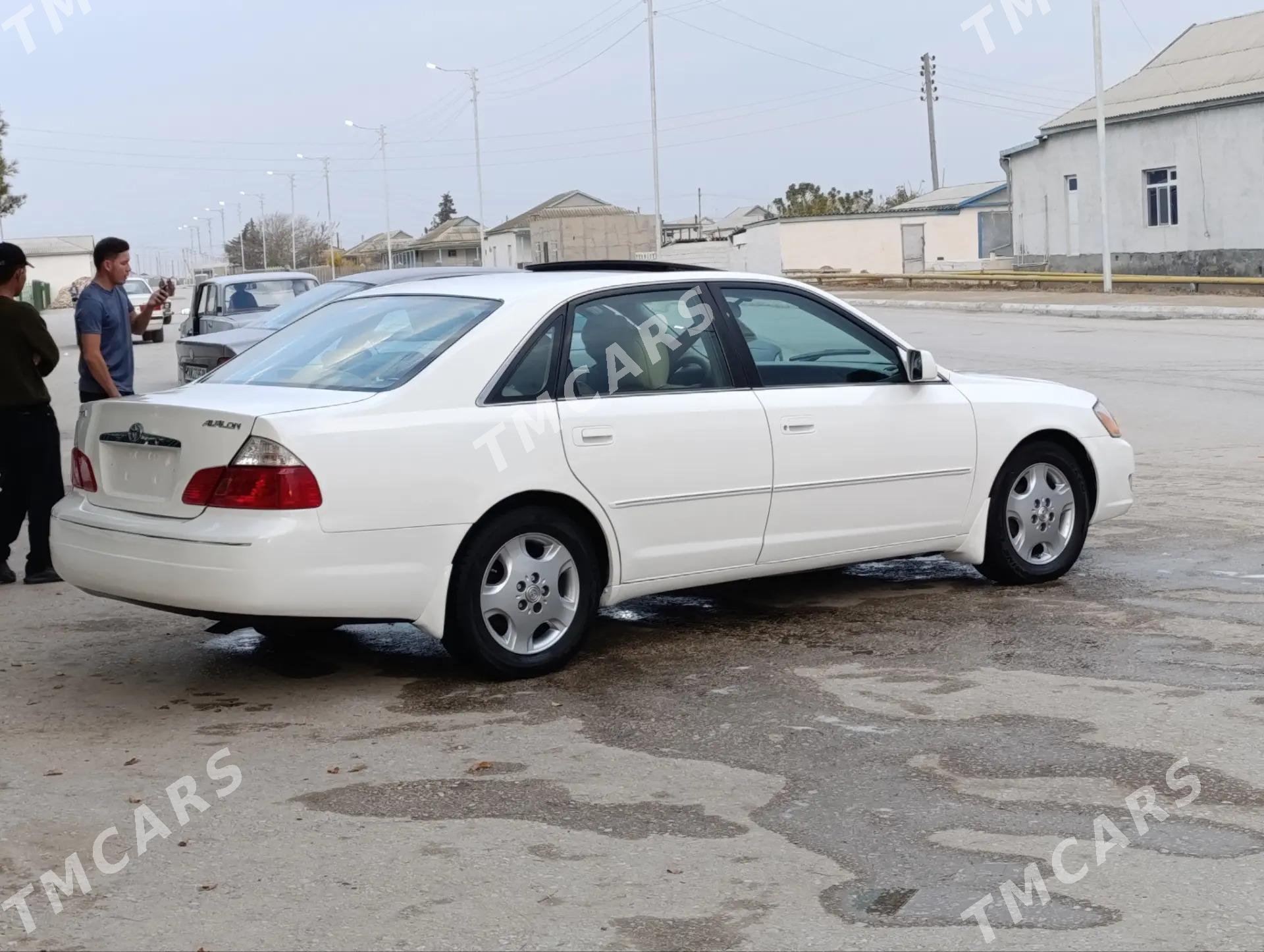 Toyota Avalon 2001 - 150 000 TMT - Esenguly - img 2