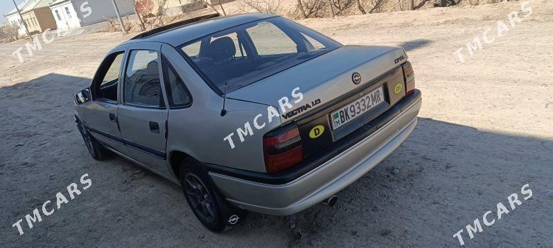 Opel Vectra 1990 - 40 000 TMT - Мургап - img 2