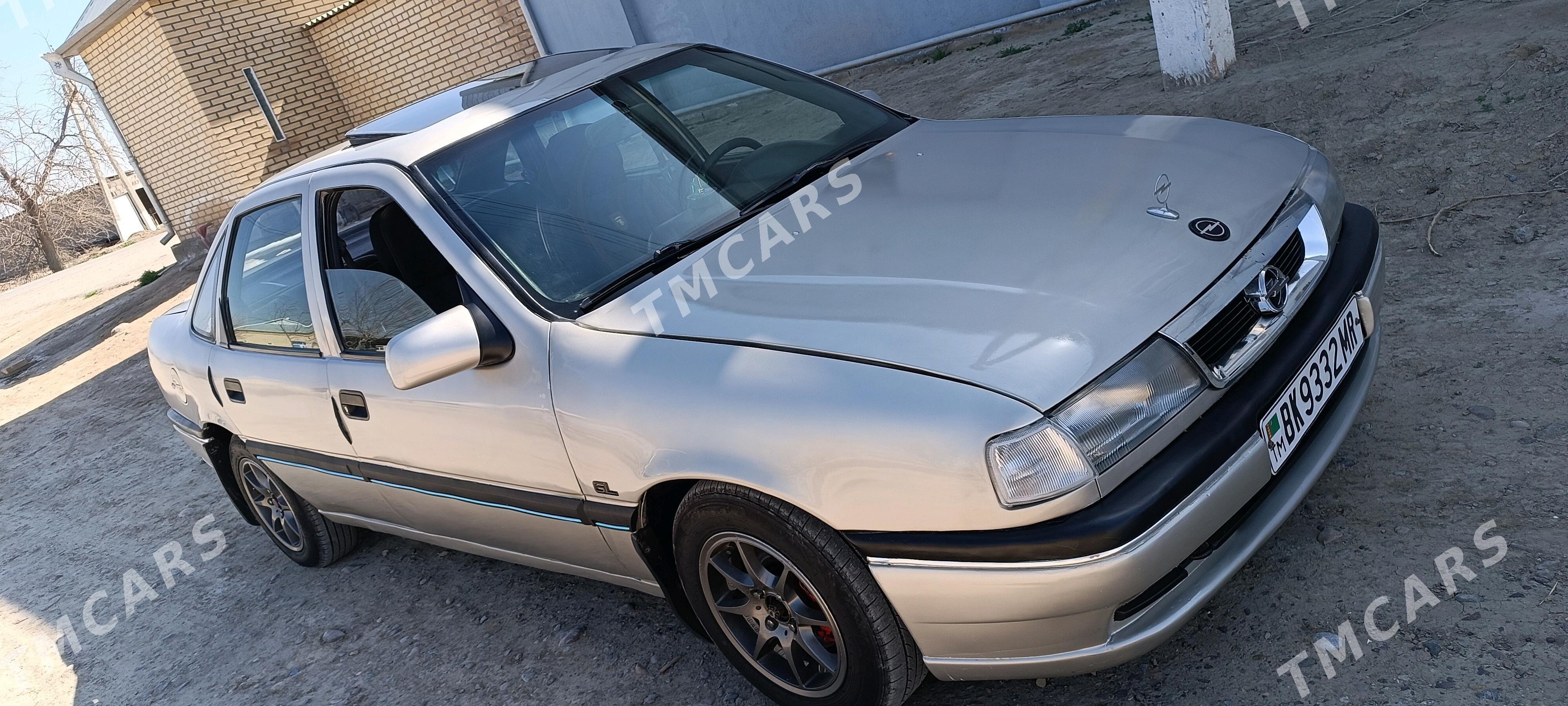 Opel Vectra 1990 - 40 000 TMT - Мургап - img 6