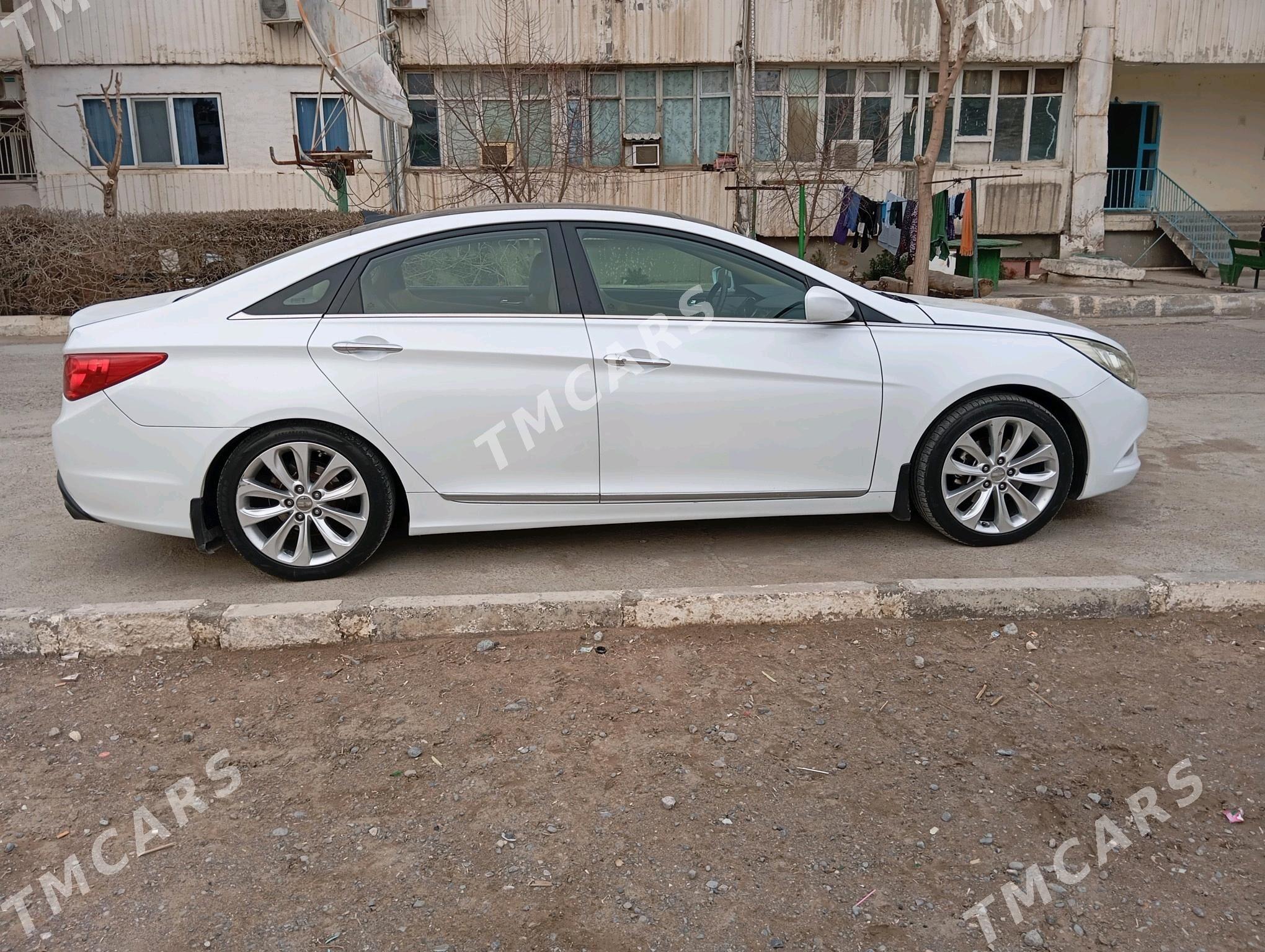 Hyundai Sonata 2012 - 180 000 TMT - Hitrowka - img 3