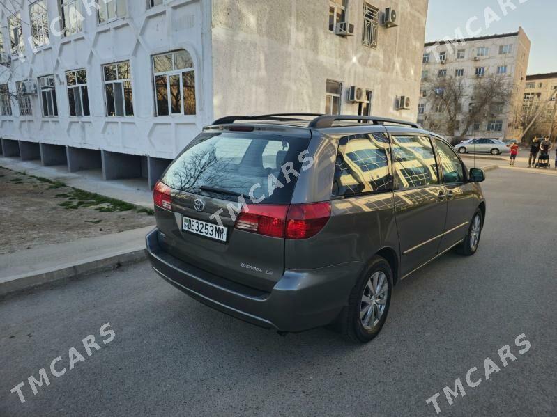 Toyota Sienna 2005 - 200 000 TMT - Мары - img 6